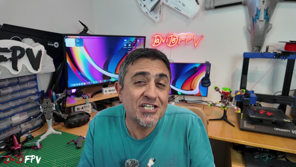 In studio, recensione di un micro drone